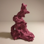 "Canguro pazzo" (Crazy Kangaroo), terracotta e acrilico, 2020, cm 22x13x20